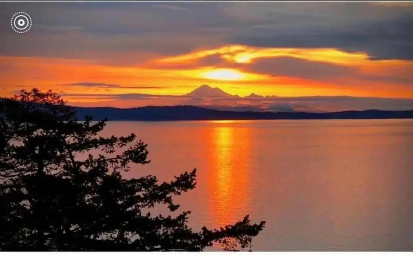 Incredible Views Beautiful 2-Bedroom Suite Victoria Kanada
