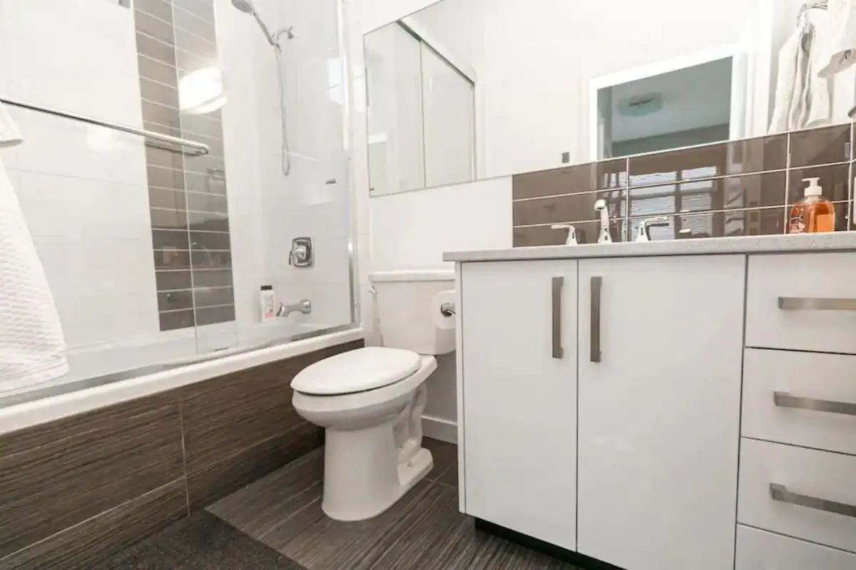 Incredible Views Beautiful 2-Bedroom Suite Victoria 0*,